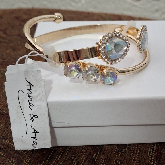 New 2pc Anna & Ava Aurora Borealis Crystal Gold Bracelets. - Picture 4 of 16